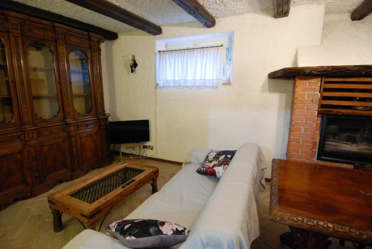 Casa Villa Kitty Riva del Garda Luaran gambar